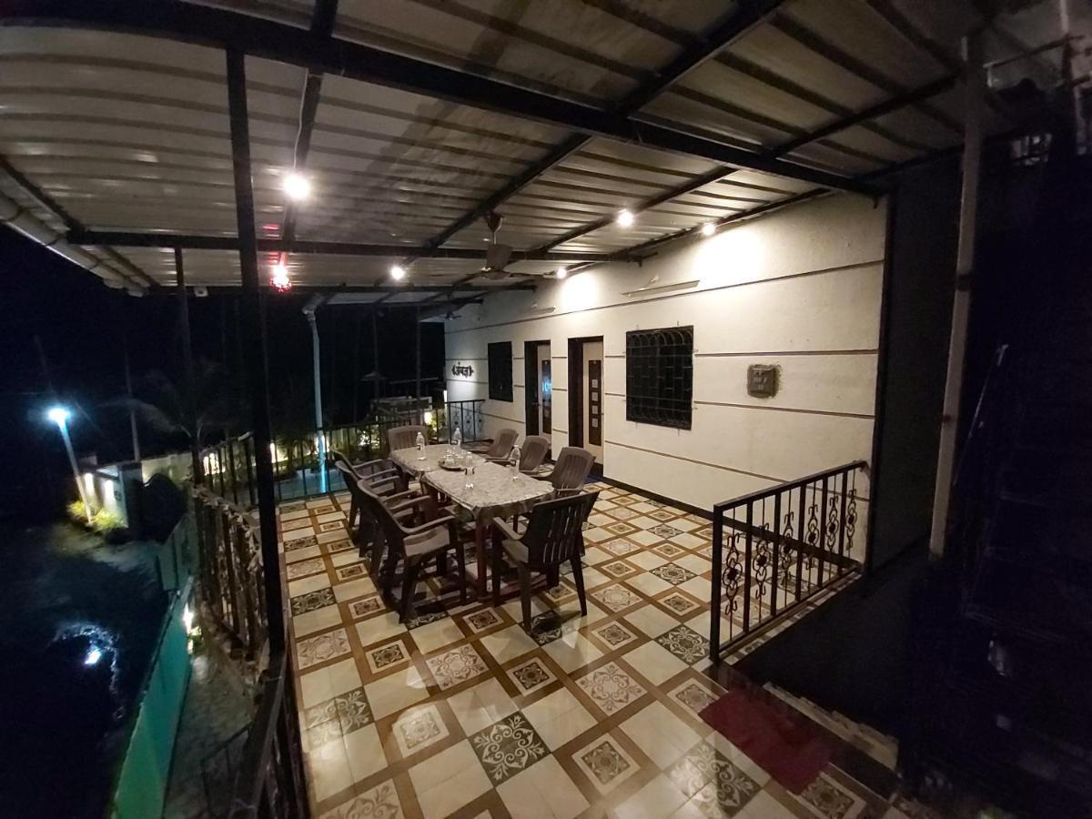 Rane Ambadnya Niwas Apartment Nagaon  Ngoại thất bức ảnh
