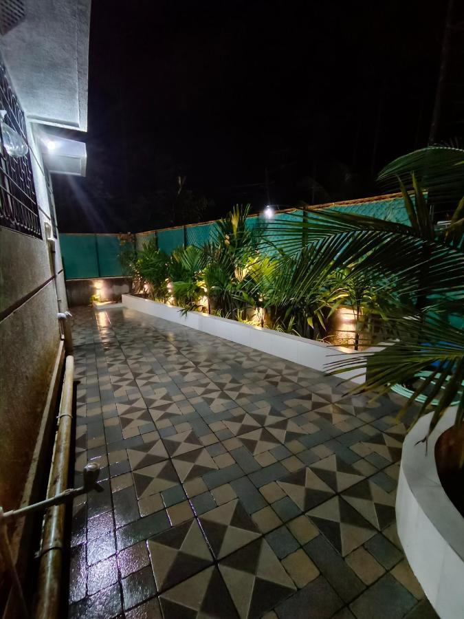 Rane Ambadnya Niwas Apartment Nagaon  Ngoại thất bức ảnh