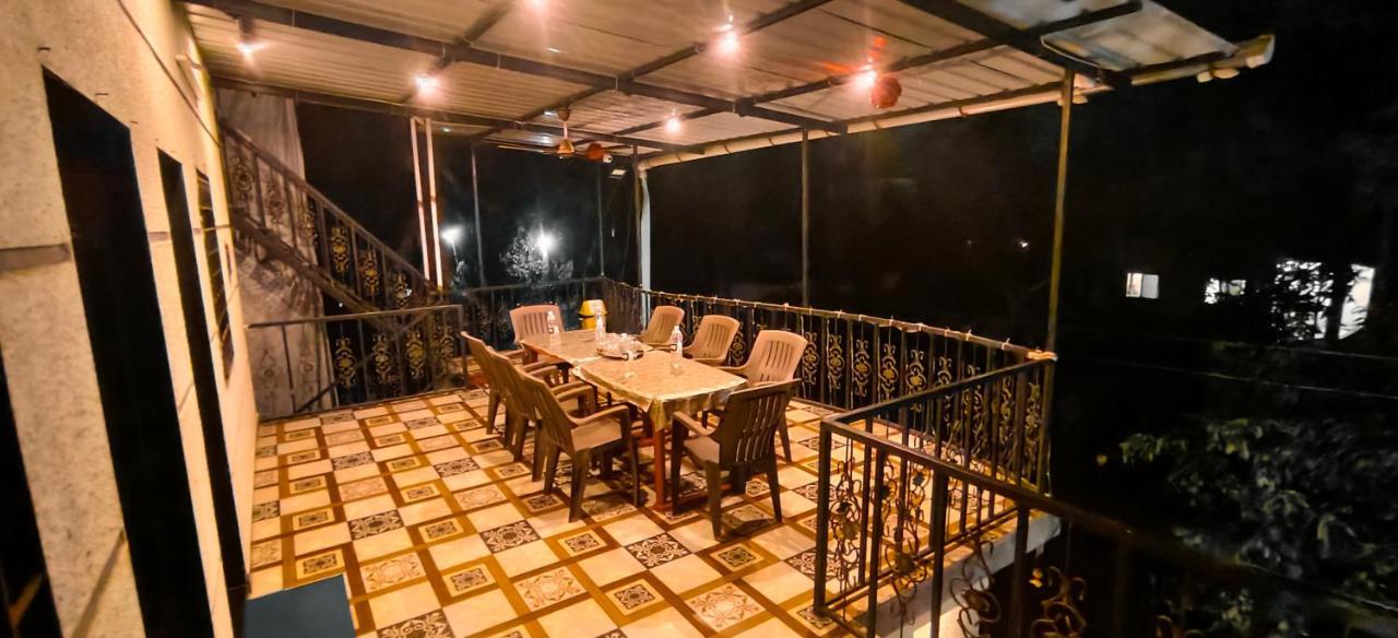 Rane Ambadnya Niwas Apartment Nagaon  Ngoại thất bức ảnh