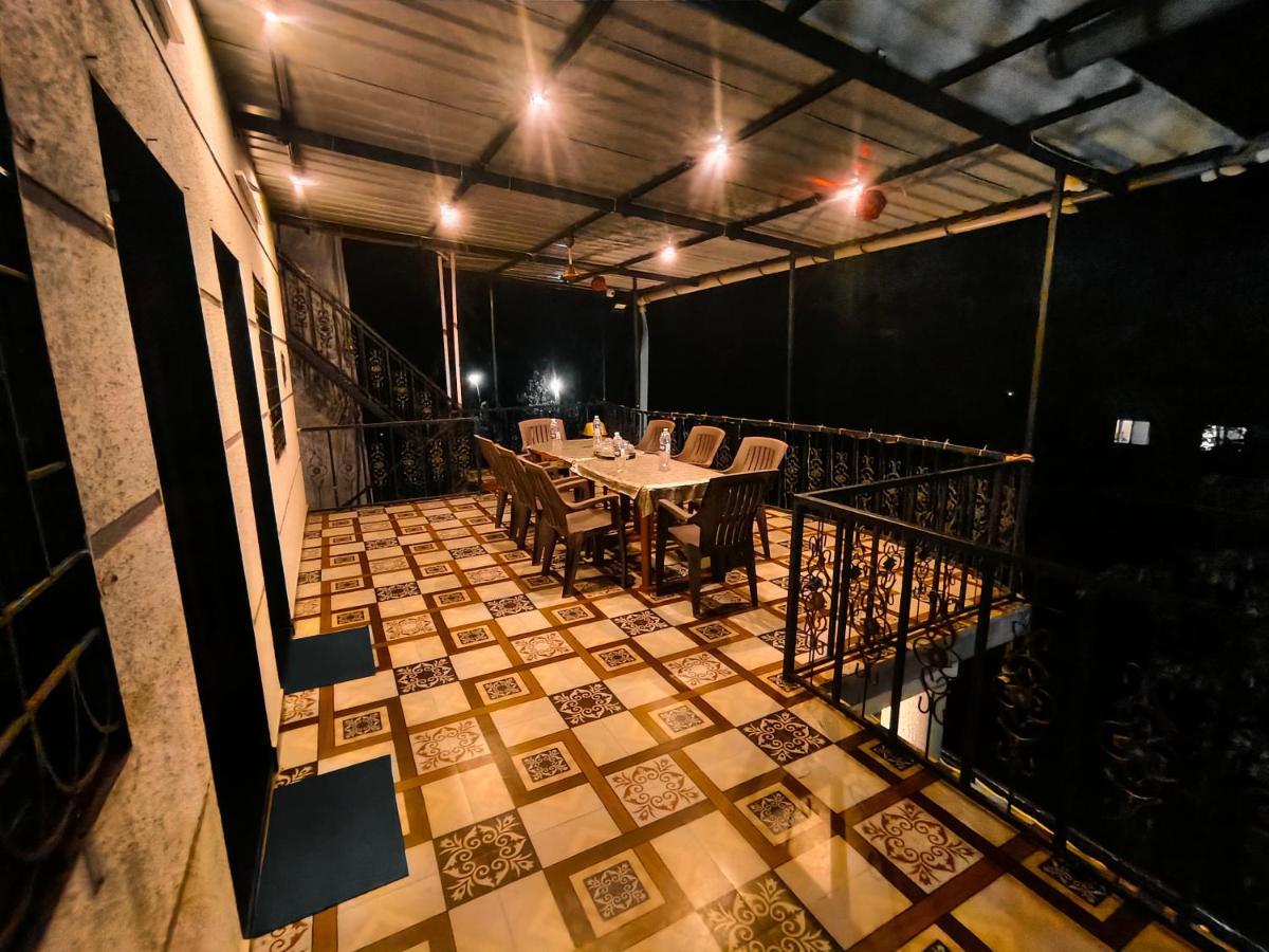 Rane Ambadnya Niwas Apartment Nagaon  Ngoại thất bức ảnh