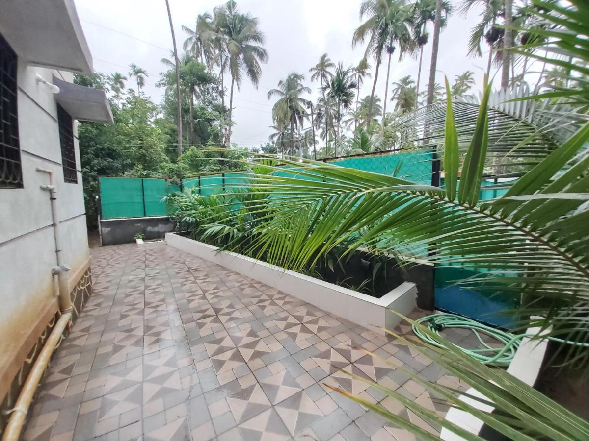 Rane Ambadnya Niwas Apartment Nagaon  Ngoại thất bức ảnh